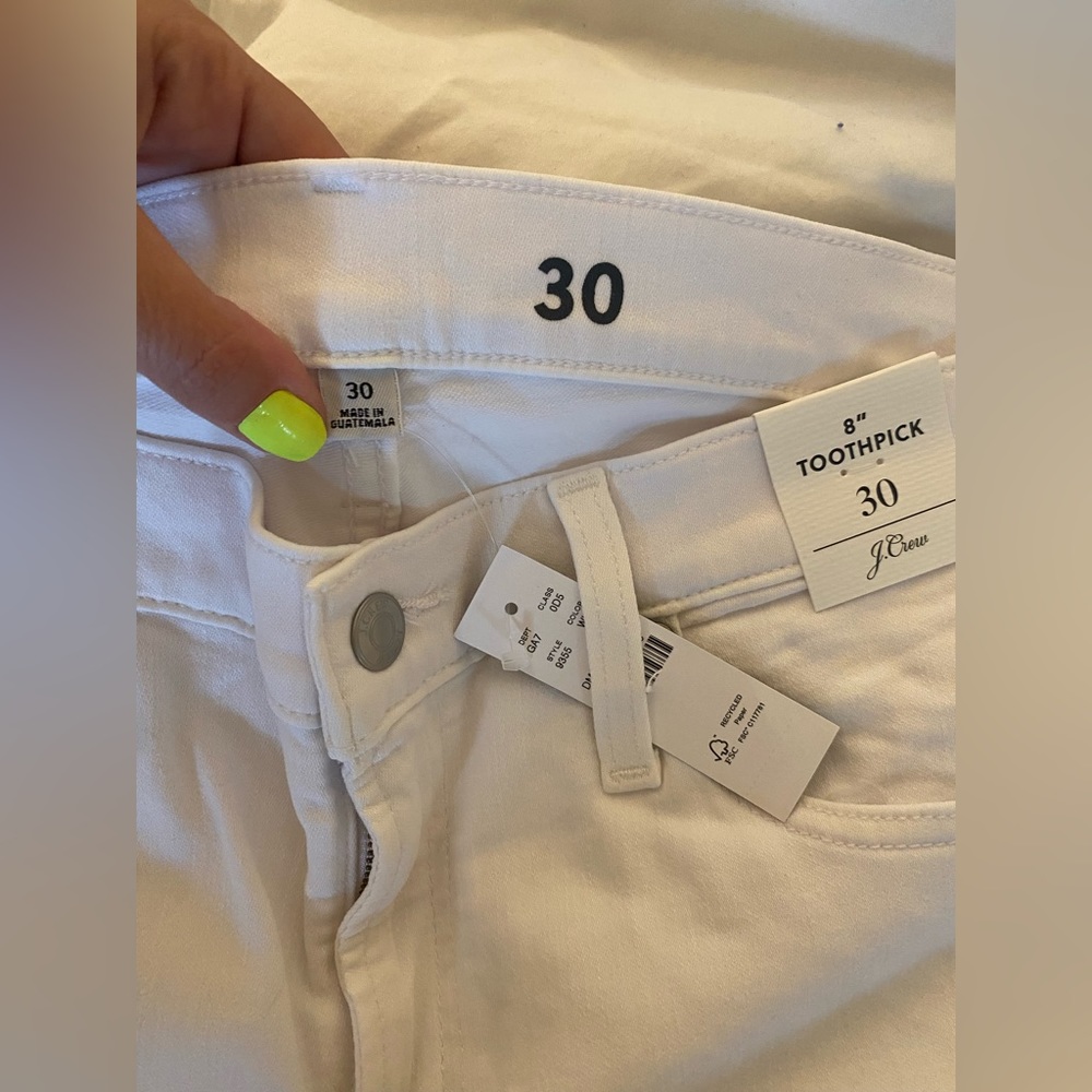 J-CREW 8” TOOTHPICK WHITE JEANS size 30 - Picture 2 of 3
